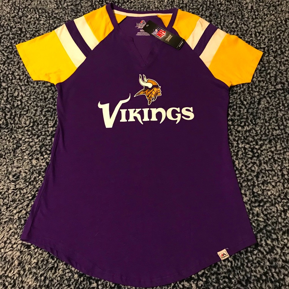 NWT Minnesota Vikings Tee